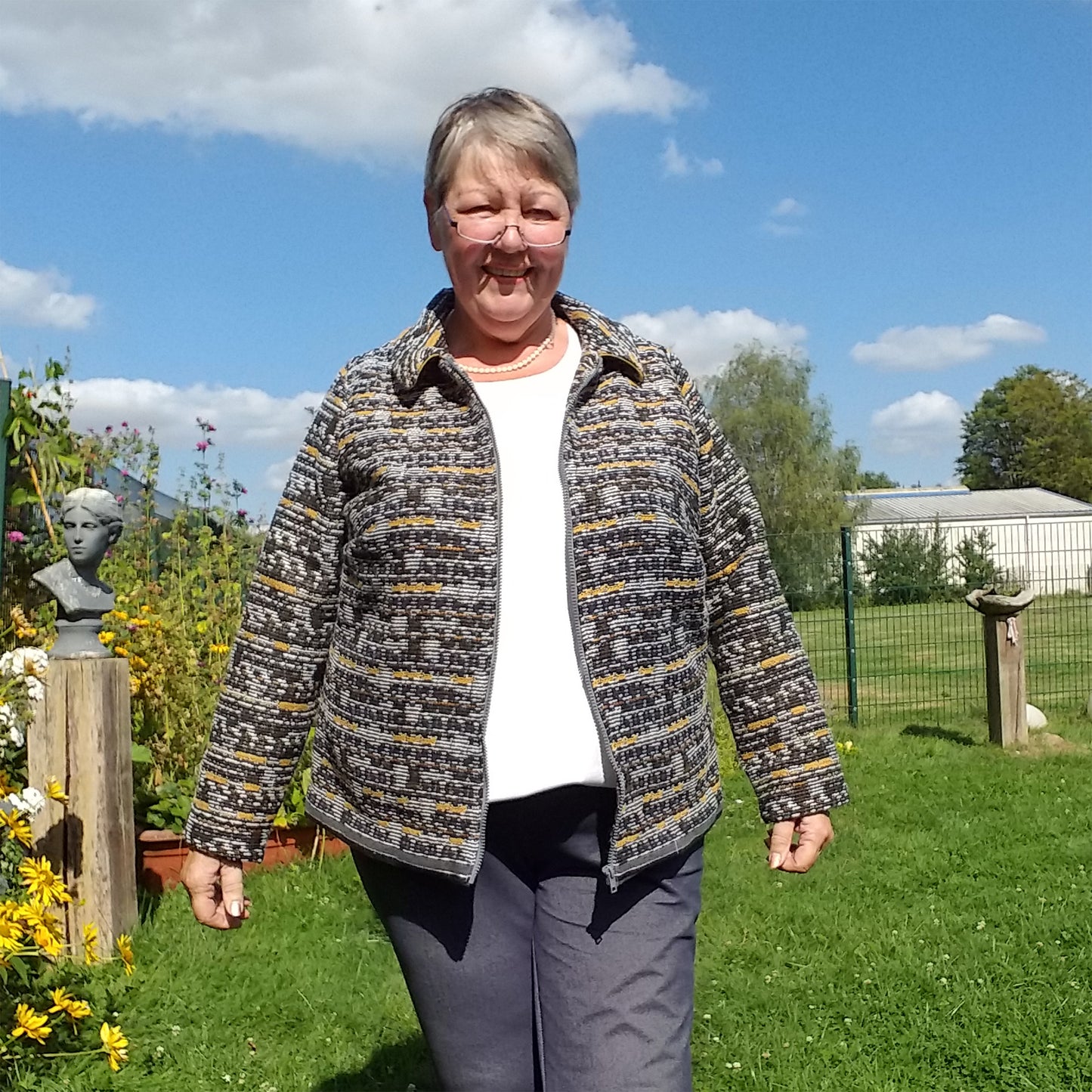 eBook taillierte Basic Jacke mit Abnähern