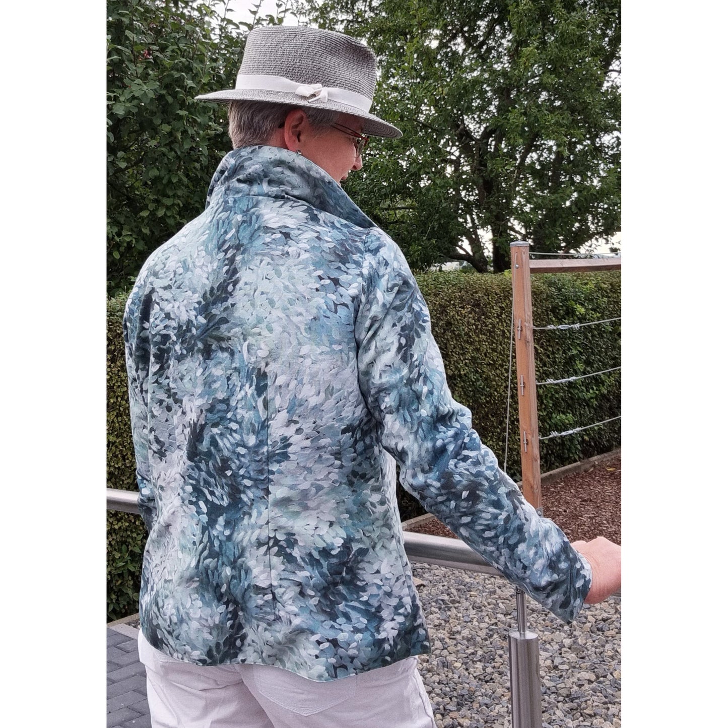 eBook taillierte Basic Jacke mit Abnähern